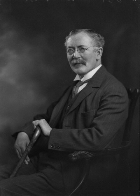 Ritratto di E. E. Fournier d'Albe