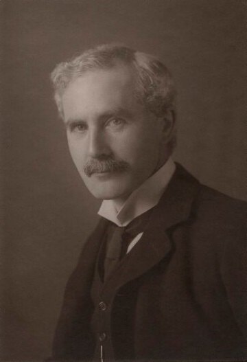 Retrato de J. W. Mackail