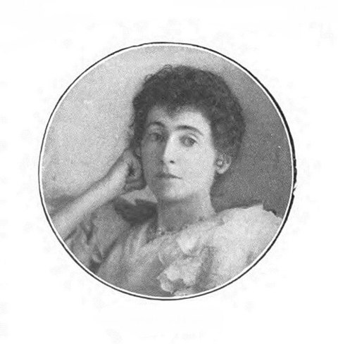 Margaret L. Woods的肖像