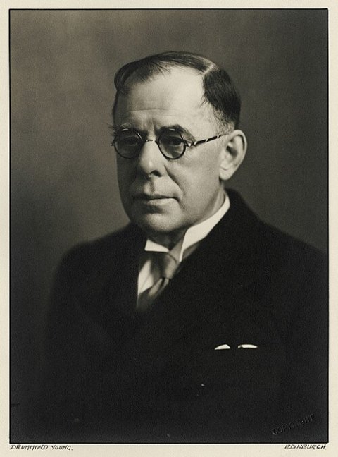 A. E. Taylor的肖像
