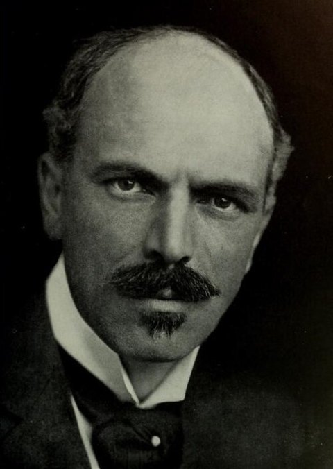 Ritratto di Maurice Hewlett