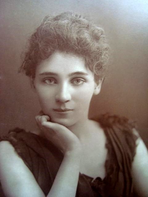 Retrato de Elizabeth Robins