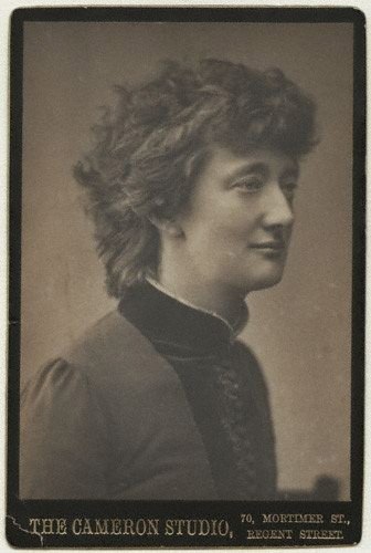 Retrato de Alice Stopford Green