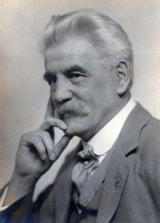 Portrait of Barry Parker