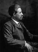 Retrato de Raymond Unwin