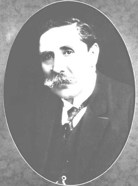 Πορτρέτο: Ramón A. Laval