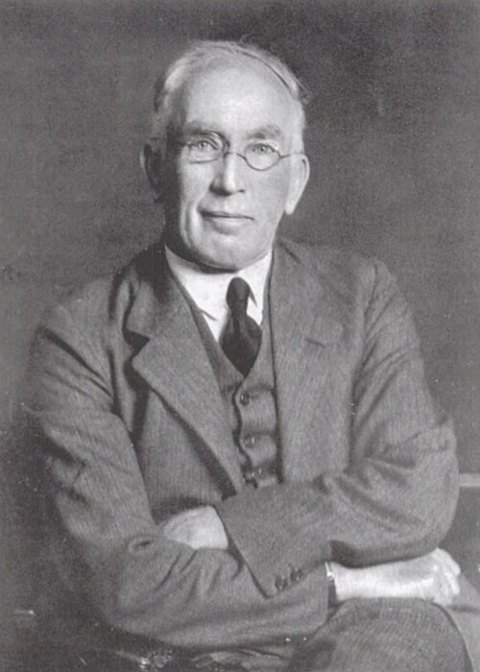 A. Mawer的肖像