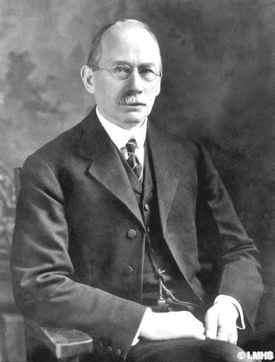 Ritratto di Rufus M. Jones